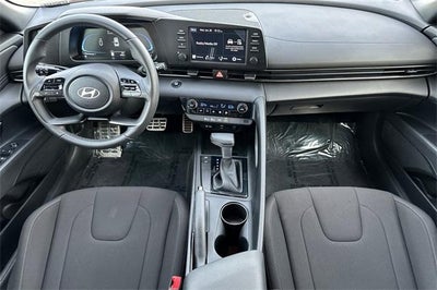 2025 Hyundai ELANTRA SEL Sport IVT