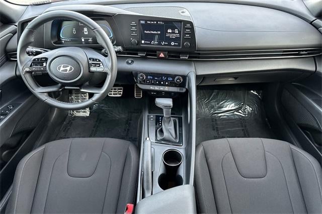 2025 Hyundai ELANTRA SEL Sport IVT
