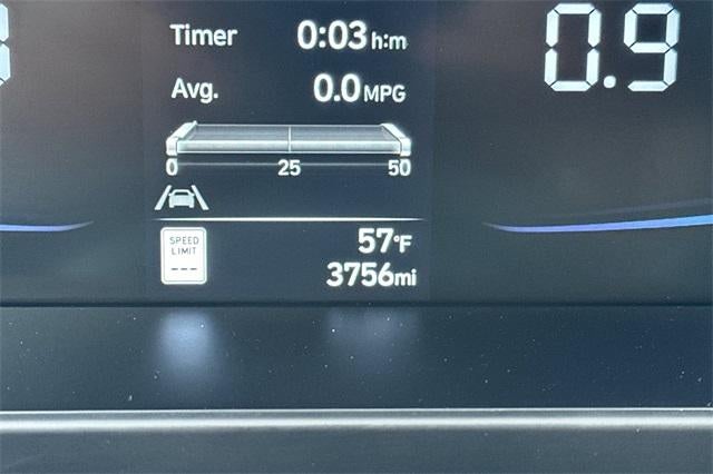 2025 Hyundai ELANTRA SEL Sport IVT