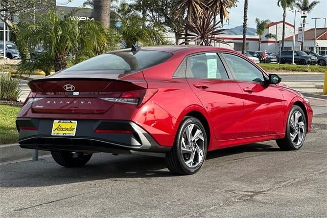2025 Hyundai ELANTRA SEL Sport IVT
