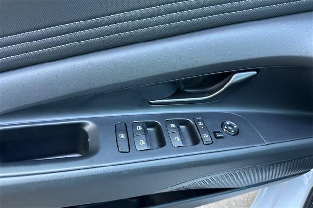 2025 Hyundai ELANTRA SEL Sport IVT