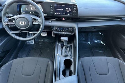 2025 Hyundai ELANTRA SEL Sport IVT