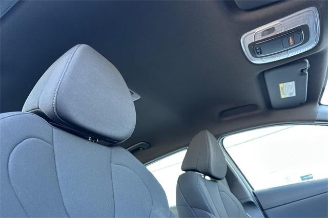 2025 Hyundai ELANTRA SEL Sport IVT