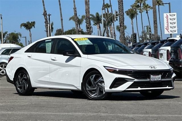 2025 Hyundai ELANTRA SEL Sport IVT