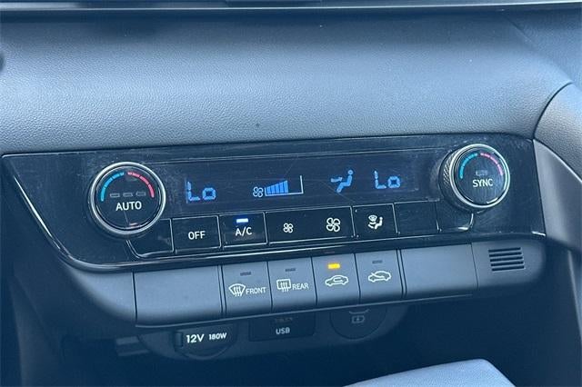 2025 Hyundai ELANTRA SEL Sport IVT