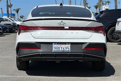2025 Hyundai ELANTRA SEL Sport IVT
