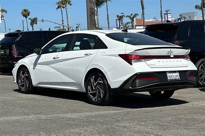2025 Hyundai ELANTRA SEL Sport IVT