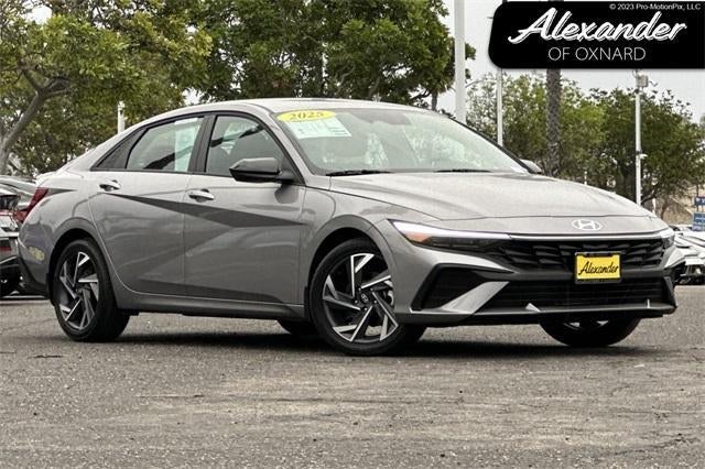 2025 Hyundai ELANTRA SEL Sport IVT