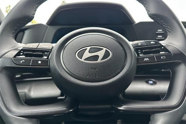 2025 Hyundai ELANTRA SEL Sport IVT