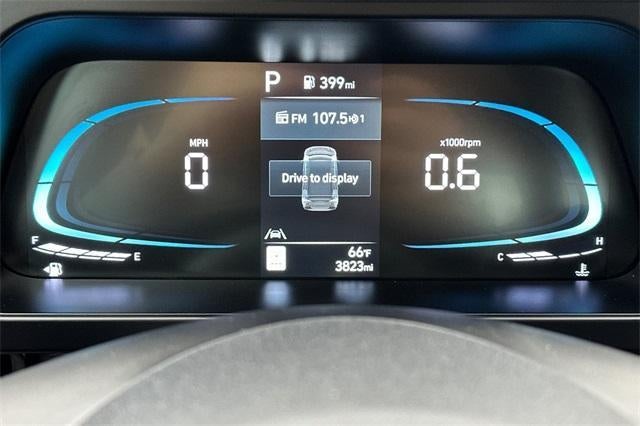 2025 Hyundai ELANTRA SEL Sport IVT