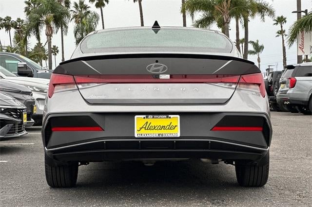 2025 Hyundai ELANTRA SEL Sport IVT