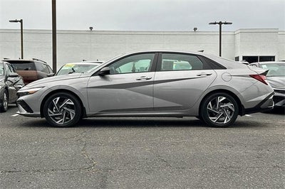 2025 Hyundai ELANTRA SEL Sport IVT