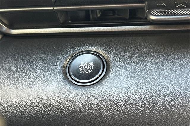 2025 Hyundai ELANTRA SEL Sport IVT