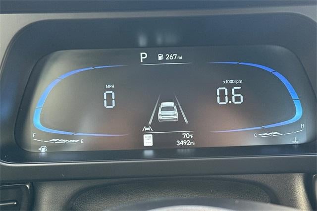 2025 Hyundai ELANTRA SEL Sport IVT