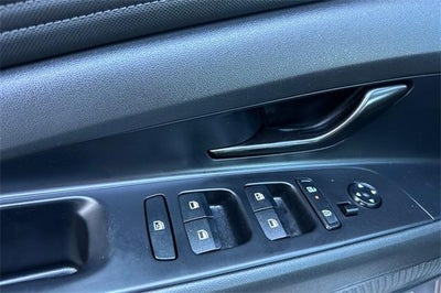 2025 Hyundai ELANTRA SEL Sport IVT