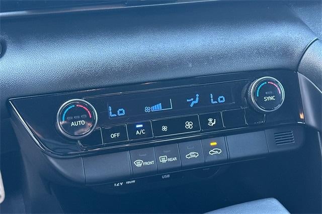 2025 Hyundai ELANTRA SEL Sport IVT