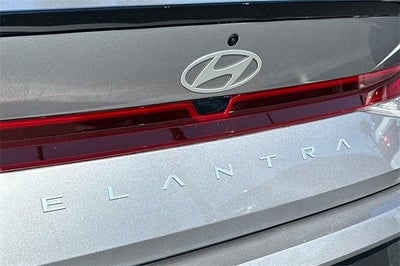 2025 Hyundai ELANTRA SEL Sport IVT