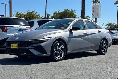 2025 Hyundai ELANTRA SEL Sport IVT