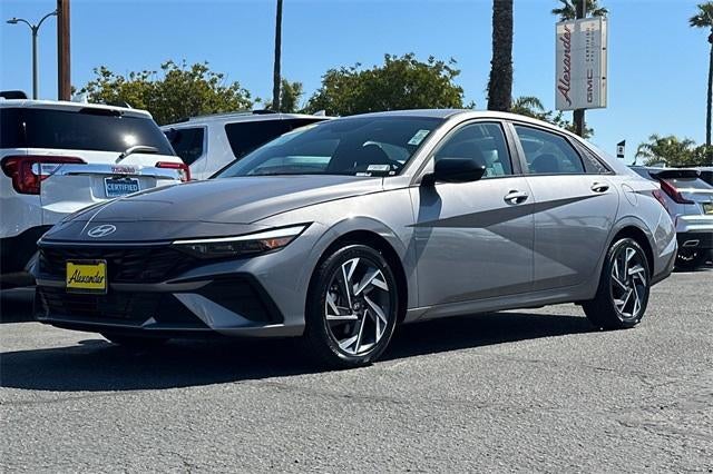 2025 Hyundai ELANTRA SEL Sport IVT