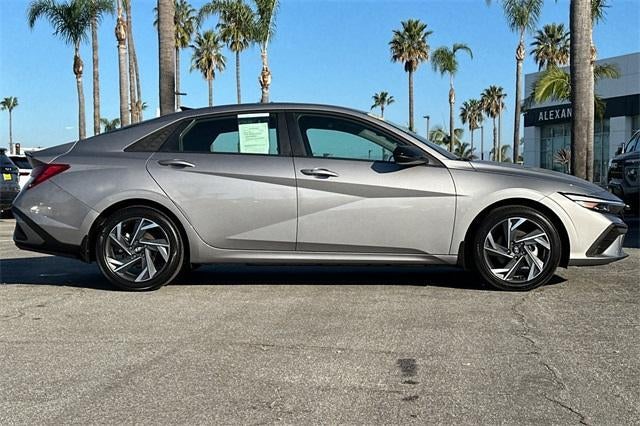 2025 Hyundai ELANTRA SEL Sport IVT