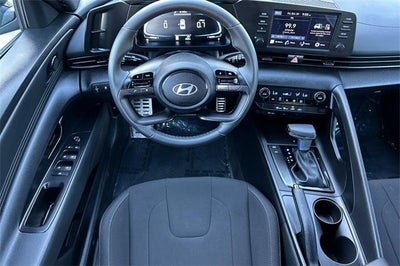 2025 Hyundai ELANTRA SEL Sport IVT