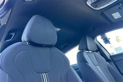 2025 Hyundai ELANTRA SEL Sport IVT