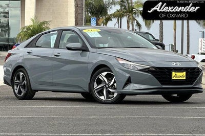 2023 Hyundai ELANTRA SEL IVT