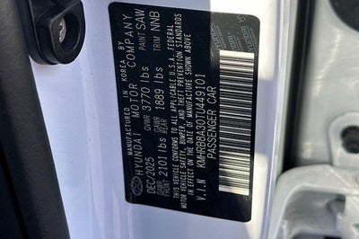 2026 Hyundai VENUE SE FWD