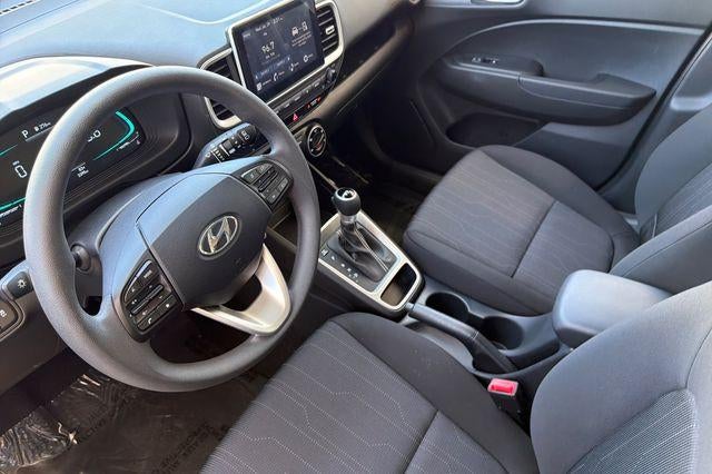 2026 Hyundai VENUE SE FWD