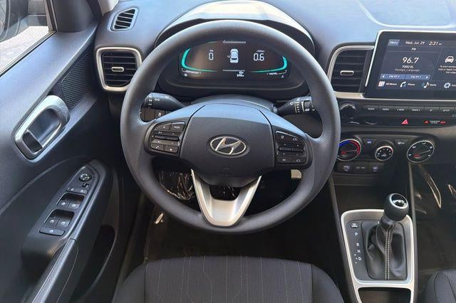 2026 Hyundai VENUE SE FWD