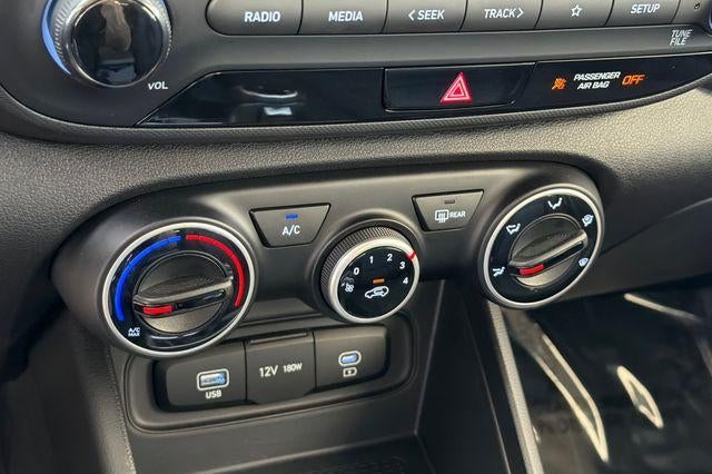 2026 Hyundai VENUE SE FWD