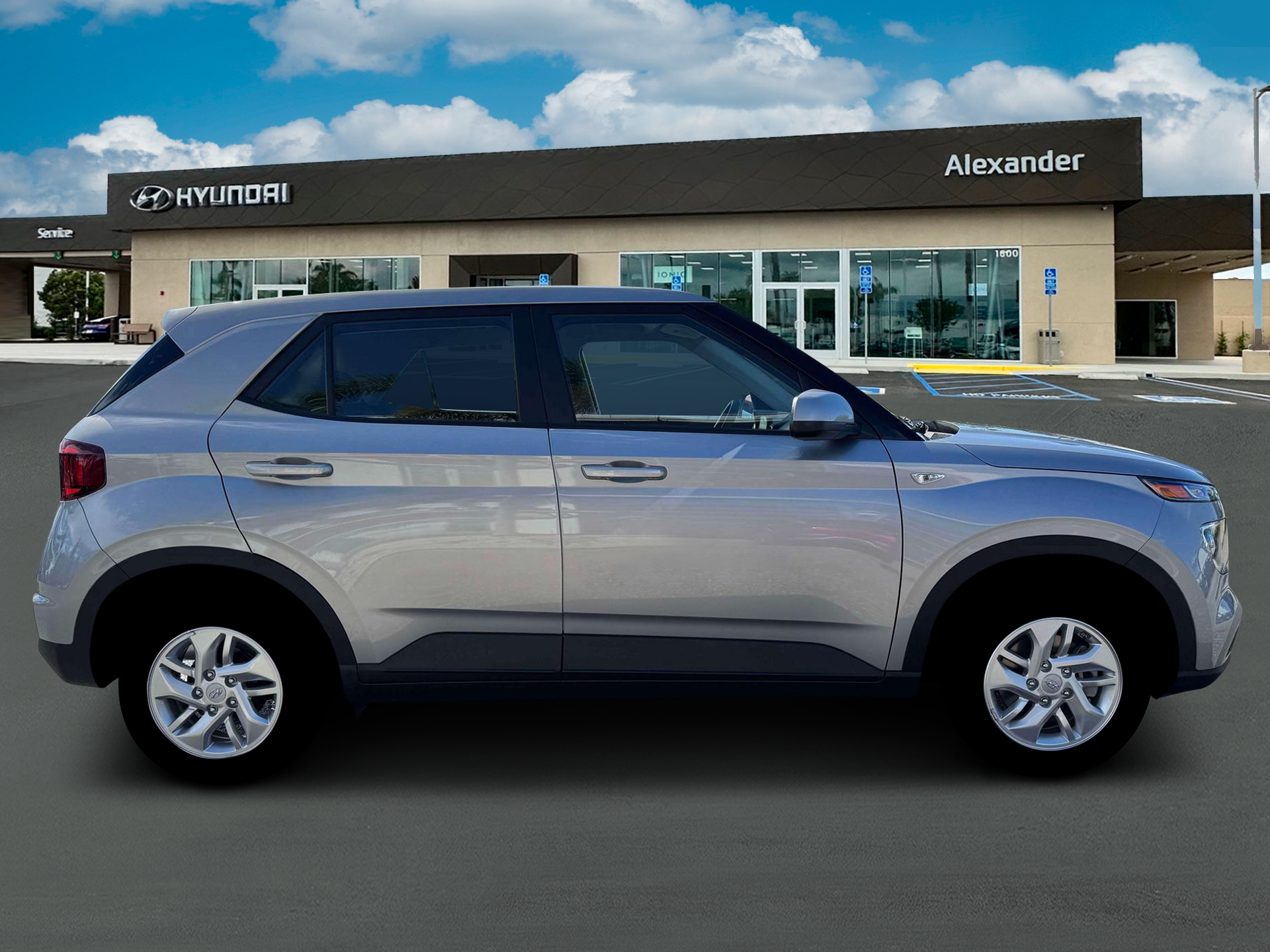 2026 Hyundai VENUE SE
