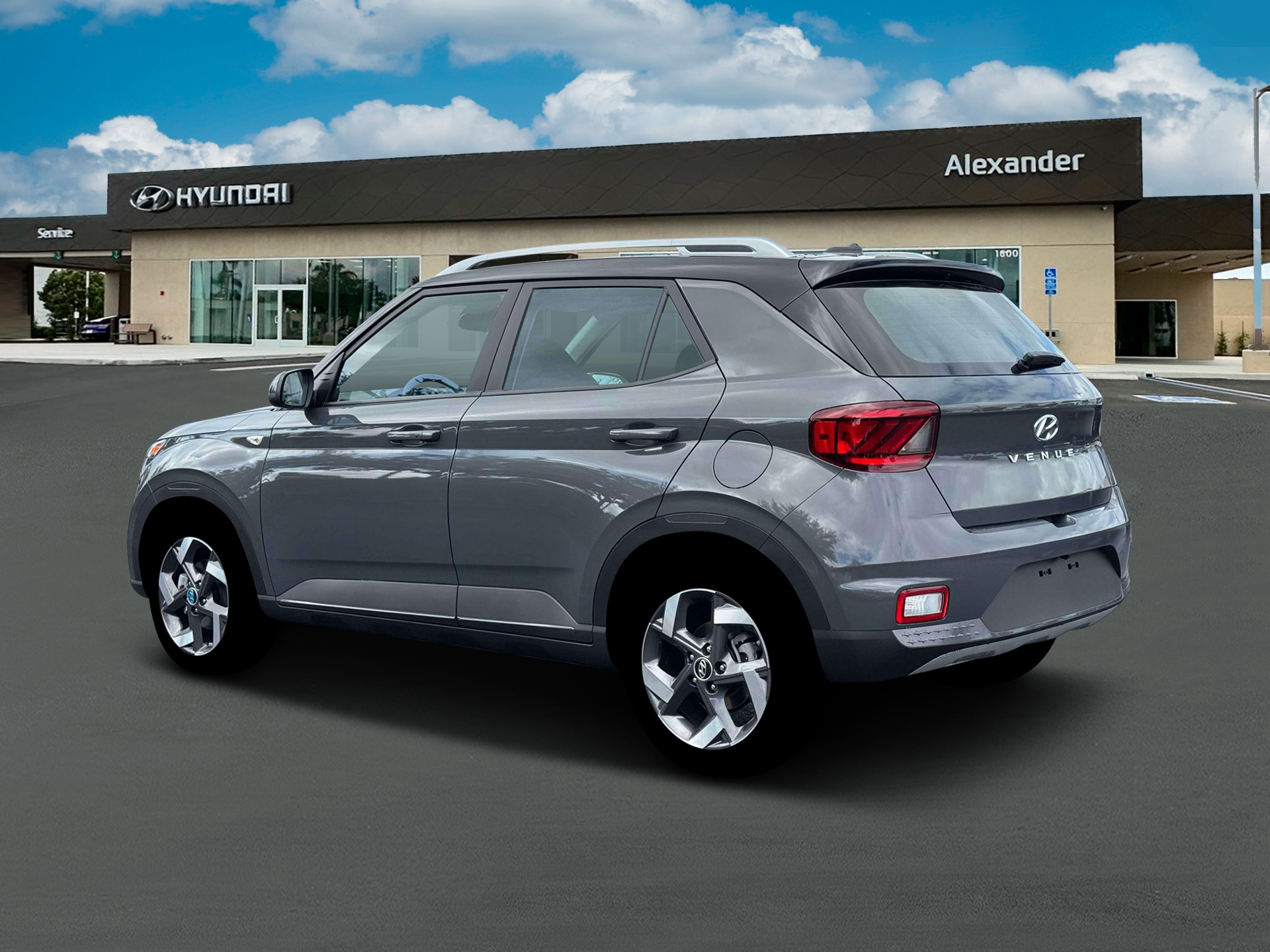 2026 Hyundai VENUE SEL W/Two-Tone Roof