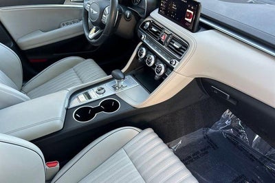 2023 Genesis G70 2.0T RWD