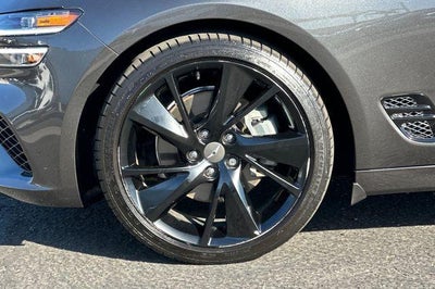 2023 Genesis G70 2.0T RWD