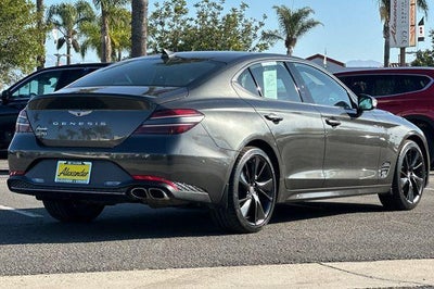 2023 Genesis G70 2.0T RWD