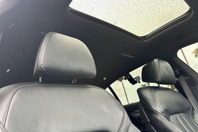 2022 BMW 740i Sedan