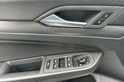 2025 Volkswagen Golf GTI 2.0T SE DSG