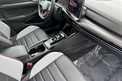 2025 Volkswagen Golf GTI 2.0T SE DSG