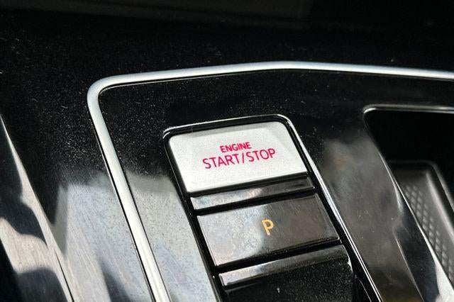 2025 Volkswagen Golf GTI 2.0T SE DSG