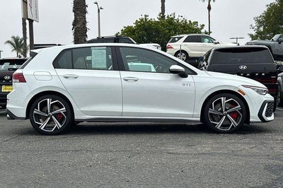 2025 Volkswagen Golf GTI 2.0T SE DSG