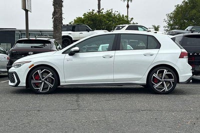 2025 Volkswagen Golf GTI 2.0T SE DSG