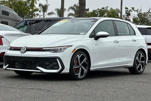 2025 Volkswagen Golf GTI 2.0T SE DSG